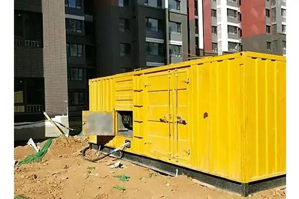 剑河发电机租赁中燃油压力过低会对发动机的哪些部件造成损坏？